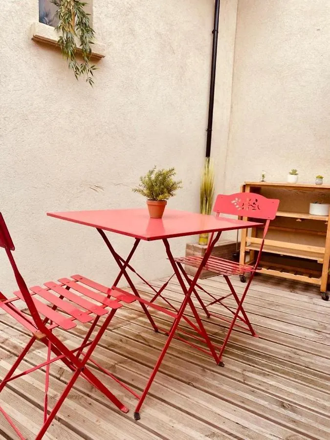 « Douce Nuit Medievale » Apartment Hyeres