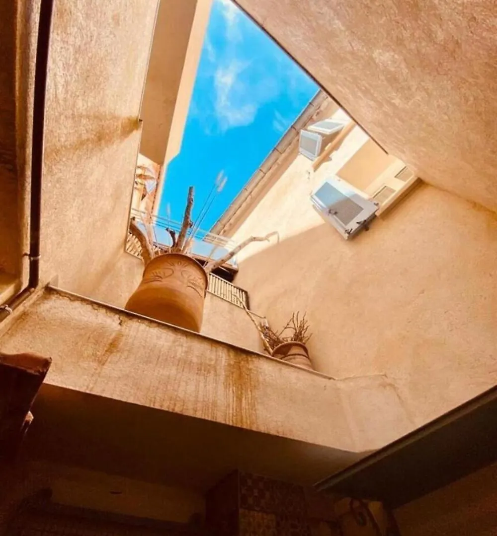 « Douce Nuit Medievale » Hyeres Apartment